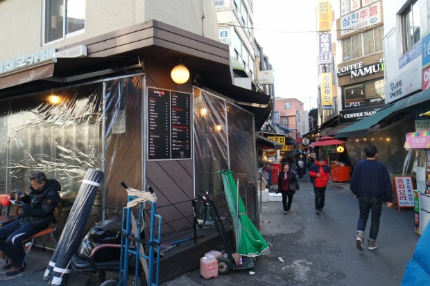 how to get to Grilled Fish Alley in Dongdaemun